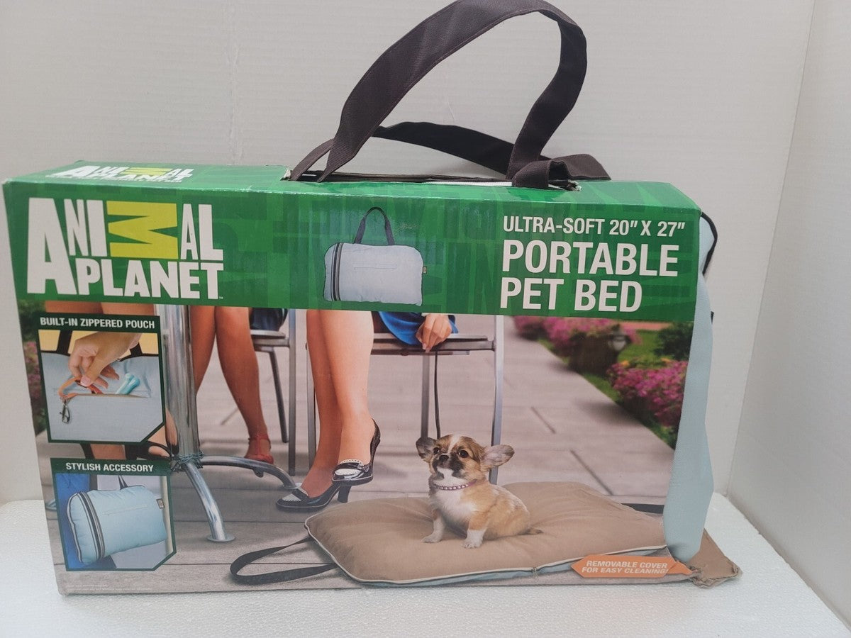 Animal Planet portable pet bed